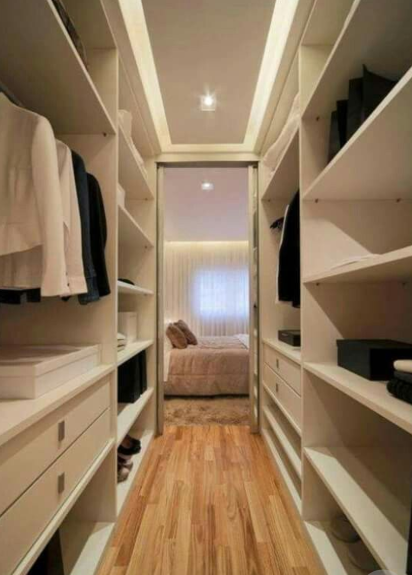 П-образная гардеробная комната в спальню Новосибирск